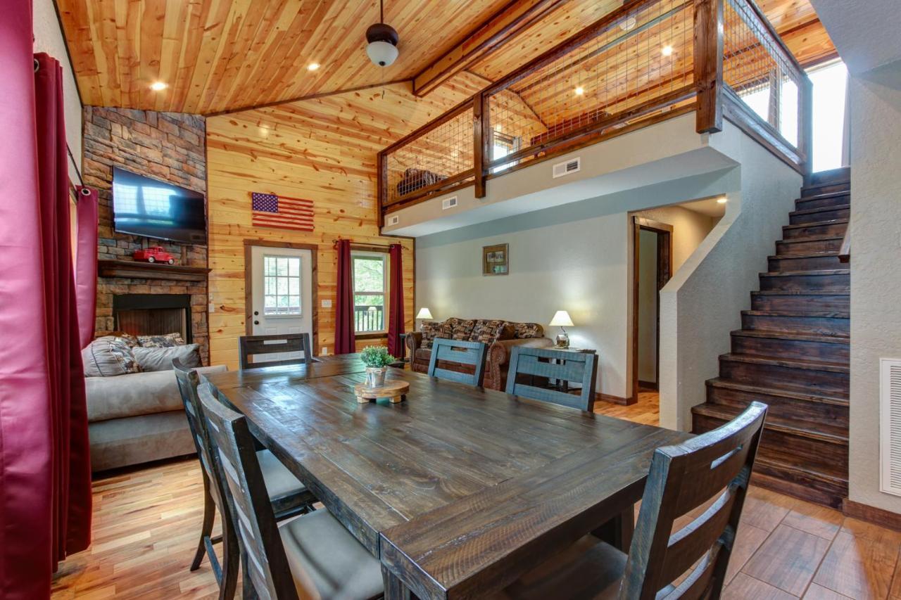 3 Master Bedrooms - Sleeps 10 - Location - Game Room - Hot Tub Pigeon Forge Exteriér fotografie