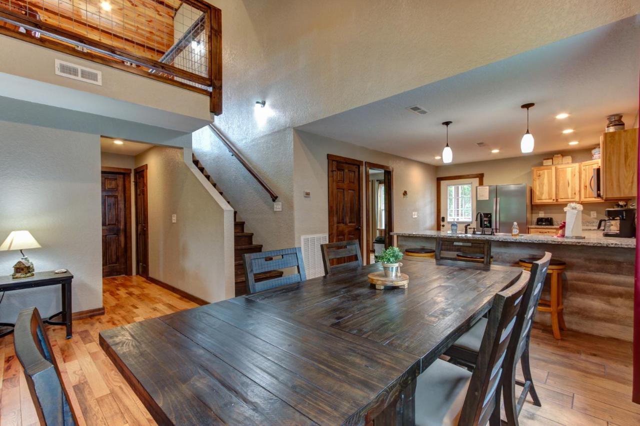 3 Master Bedrooms - Sleeps 10 - Location - Game Room - Hot Tub Pigeon Forge Exteriér fotografie