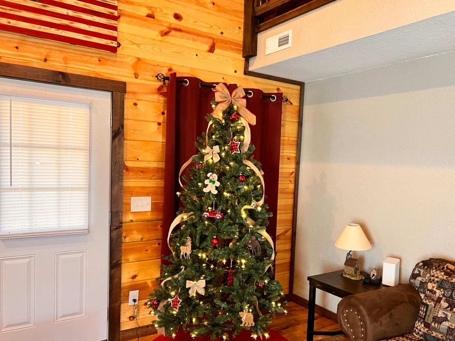 3 Master Bedrooms - Sleeps 10 - Location - Game Room - Hot Tub Pigeon Forge Exteriér fotografie